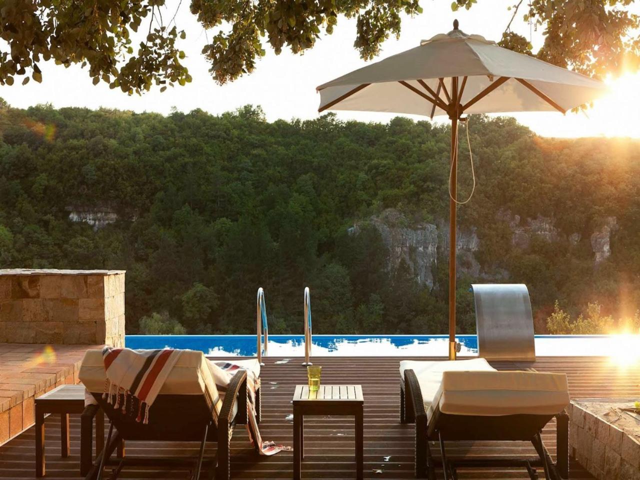 Hotel Villa Kaylaka Плевна Экстерьер фото